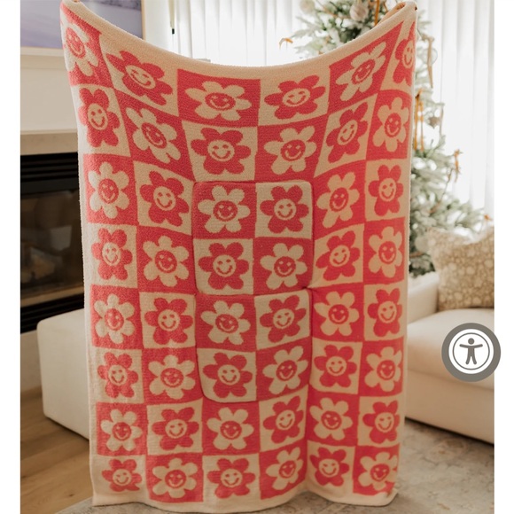 2 Krista Horton Staykation Quillows - Picture 2 of 7